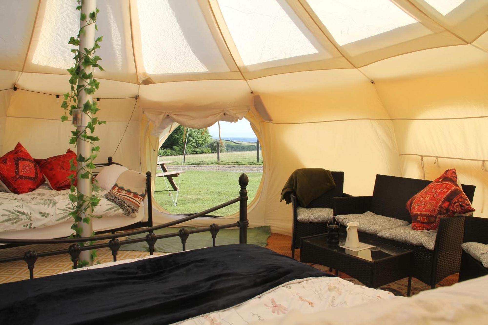 Tal-Y-Fan Farm 6M Stargazer Tent Бридженд Экстерьер фото